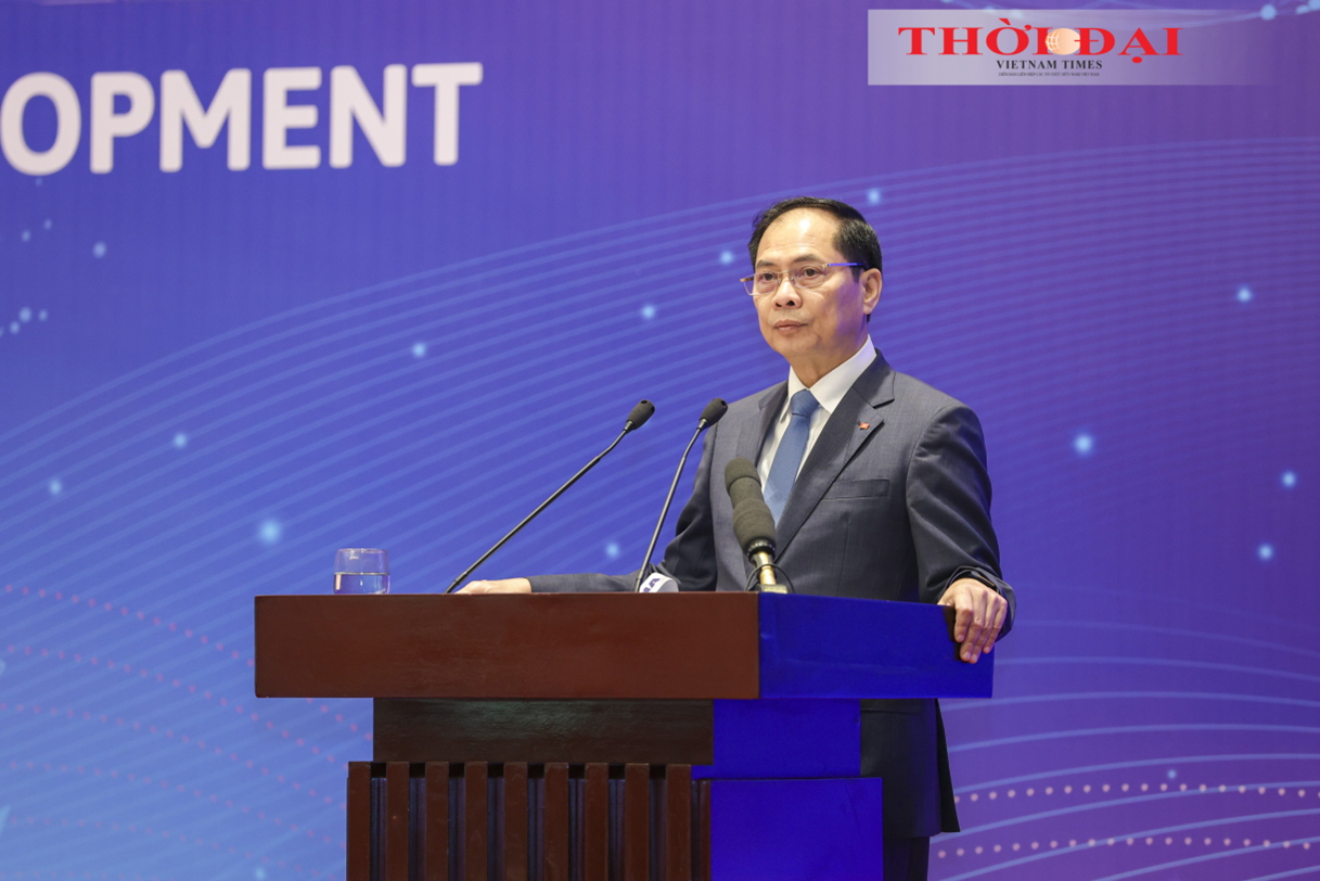 Ủy viên Ban Chấp hành Trung ương Đảng, Phó Thủ tướng Chính phủ Bùi Thanh Sơn phát biểu chỉ đạo Hội nghị. (Ảnh: Đinh Hòa)